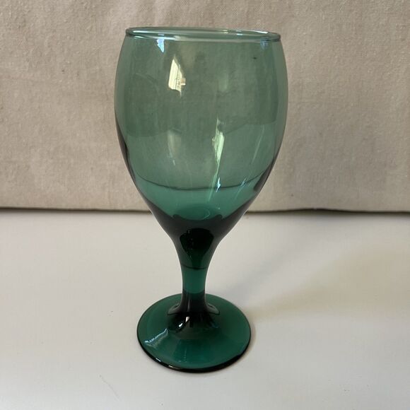 Set of 8 Vintage Libbey Teardrop Juniper Green Wine Glasses Water Goblet Bundle - Picture 7 of 12